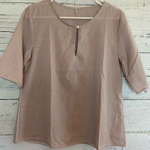 light blouse!